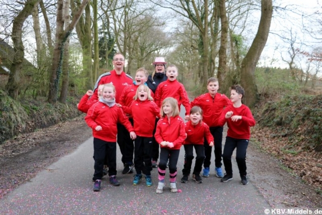 2020-03-04 17-20-39__0016_Meister_mJE