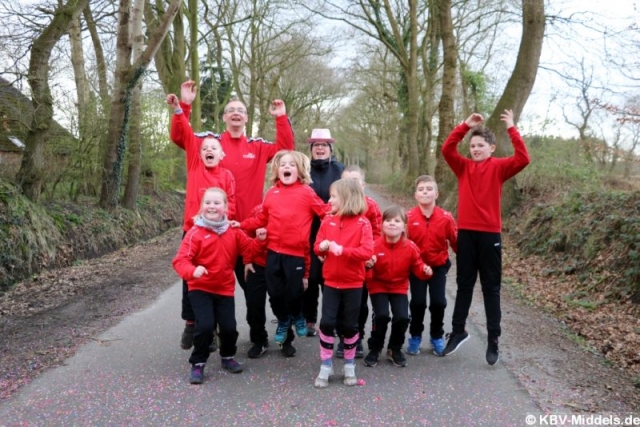 2020-03-04 17-20-39__0017_Meister_mJE